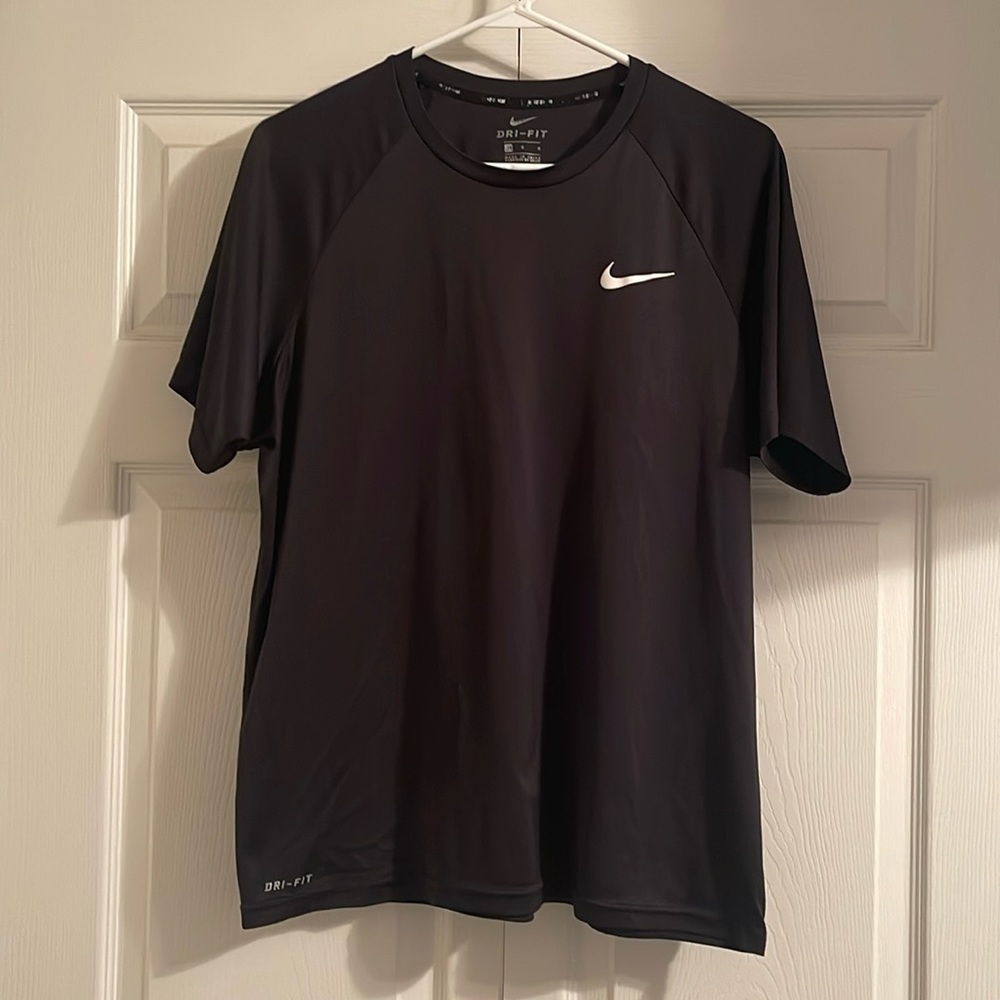 Nike dri-fit short sleeve tshirt